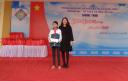 anh dc Mai PGD tang qua cho HS.jpg - 